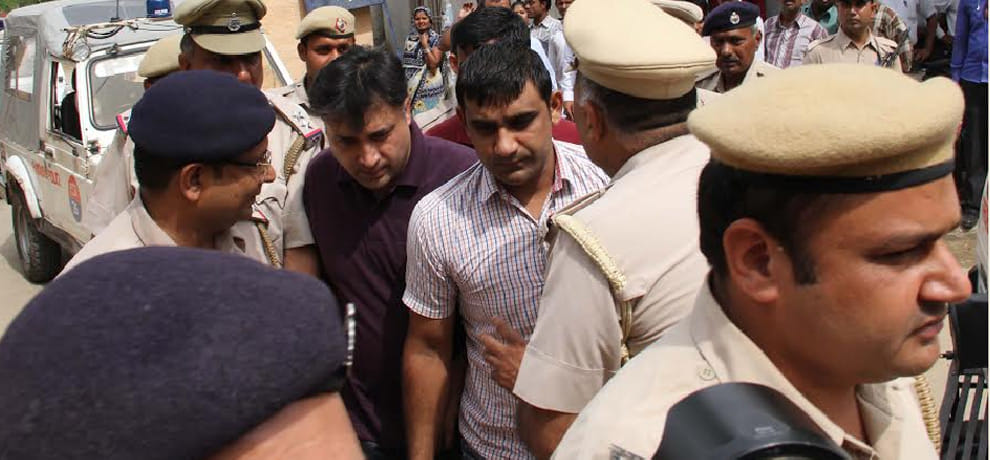heavy crowed at court to see journo pooja death case accused amit 