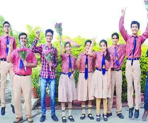 In the 10th ayushi and 12th ipranjal topper