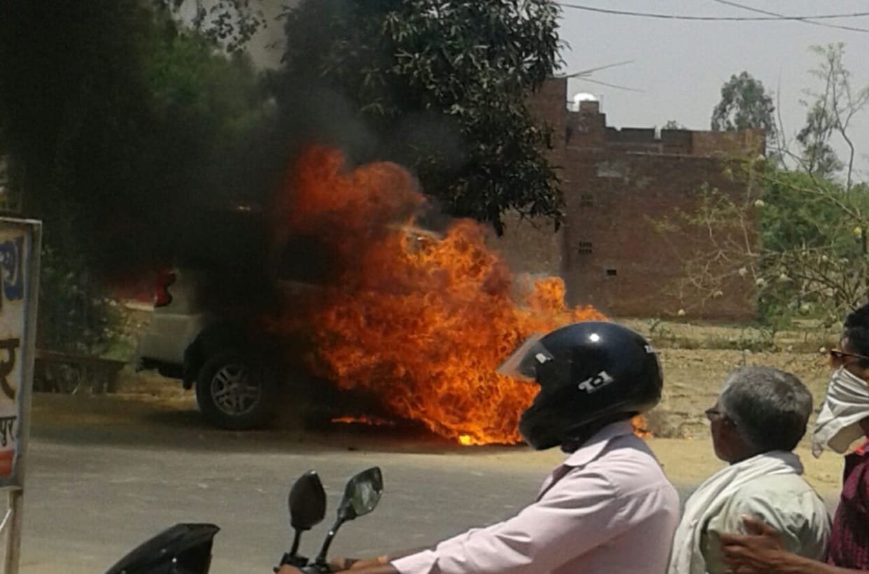 road accident, whecle fired