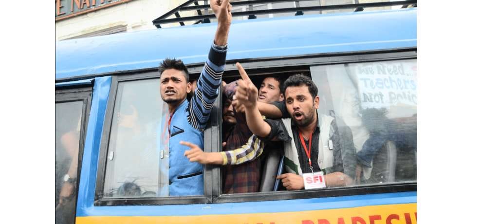 sfi protest at scandal point shimla