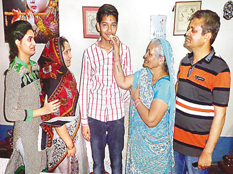 Sudhanshu at ICSE in the district top