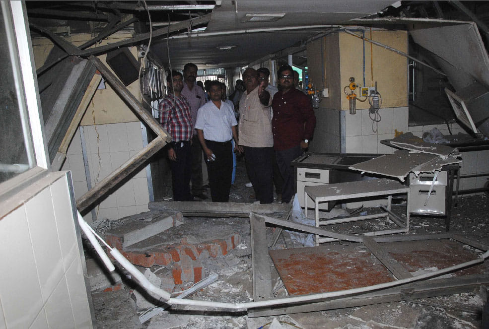 pipe blast in banaras hindu university hospital
