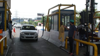 agitaion on toll tex demanding high court bench