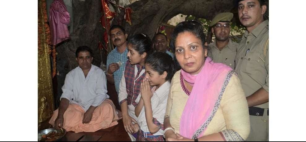 dispute over women paid obeisance at baba balak nath temple deotsidh