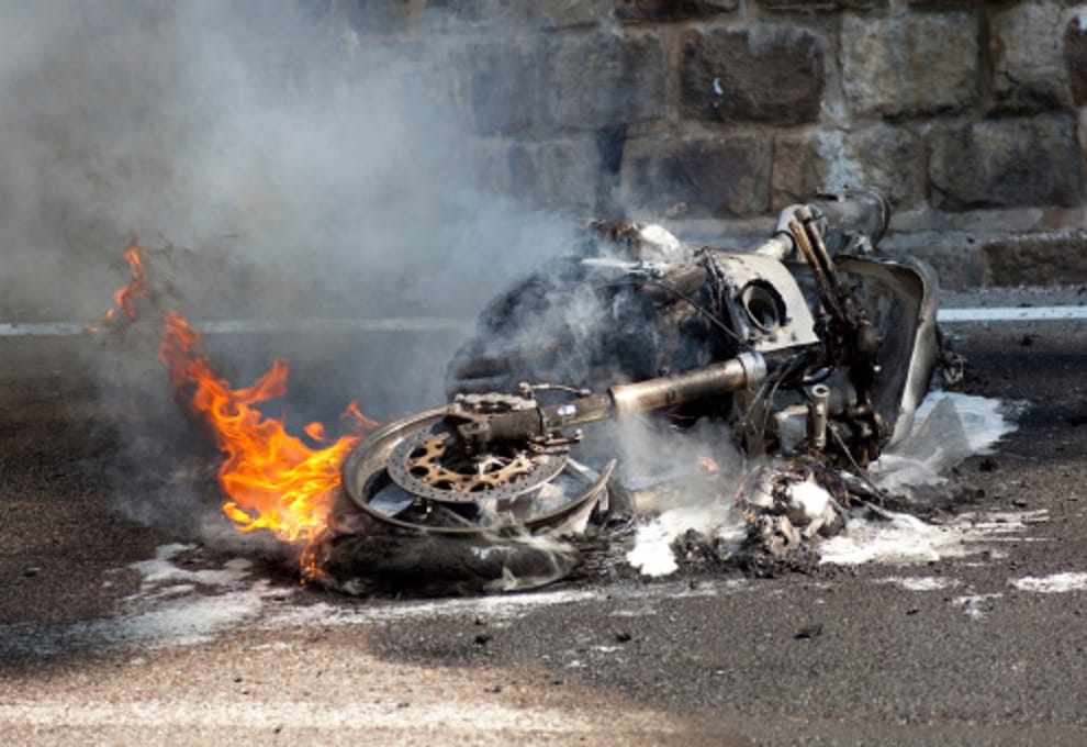 four person on one bike, no one alive after accident