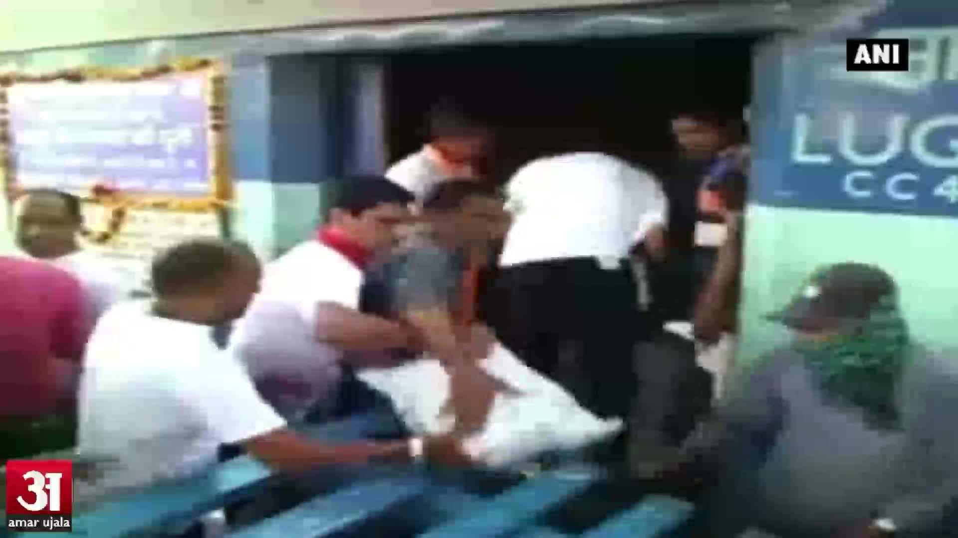 सेंट्रल रेलवे ने लातूर भेजा पानी