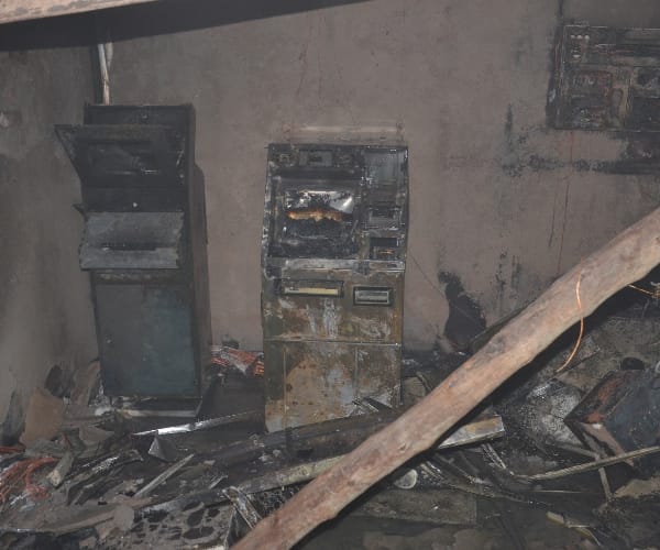 Fire in ATM in Lucknow.