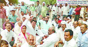 For payment of cane arrears blockade