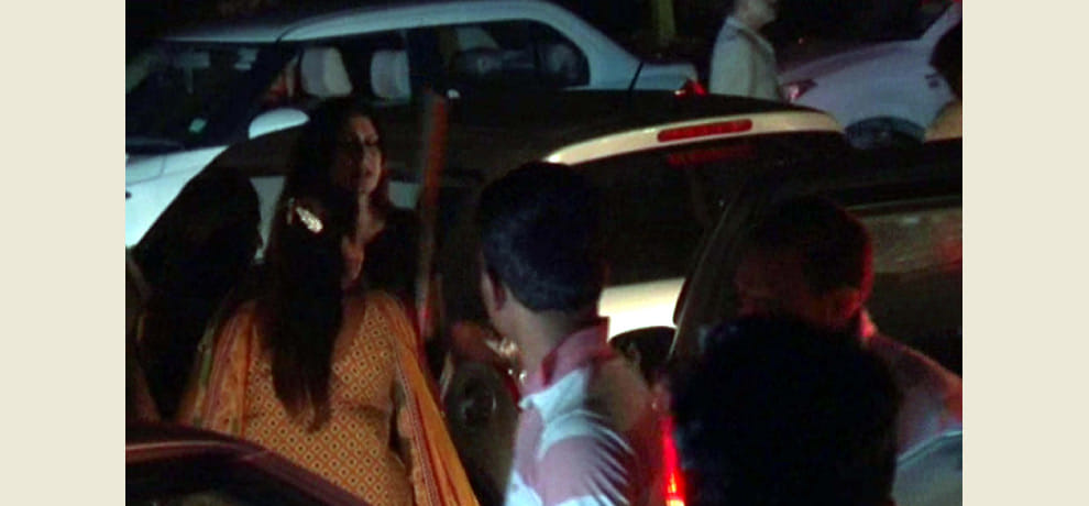 kinnars attack out side a pub in gurgaon 