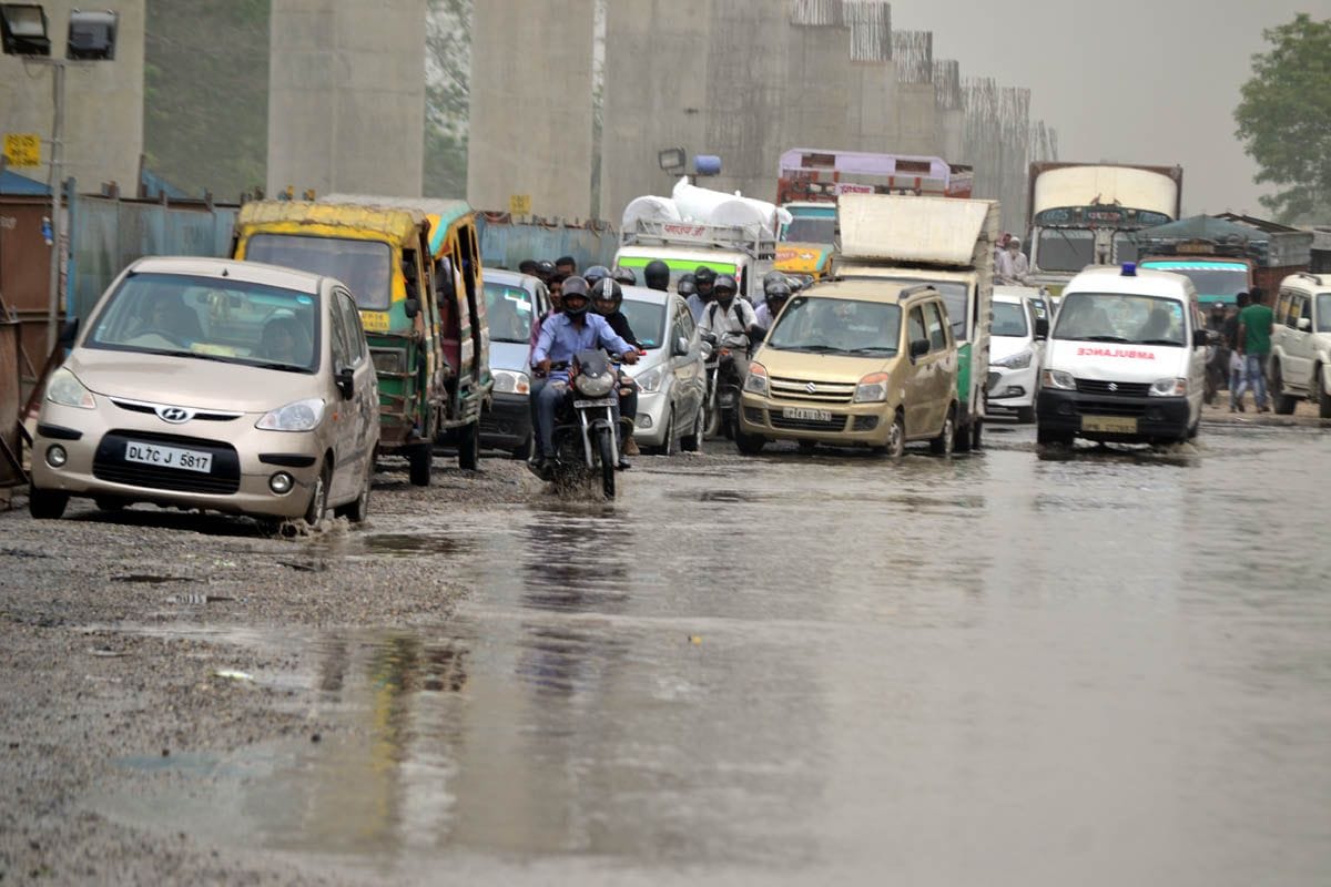 Sewer water on the GT Road, seems jaam