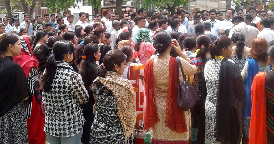 protest, private school protest, eighteen thousand school close, 134a rule, haryana
