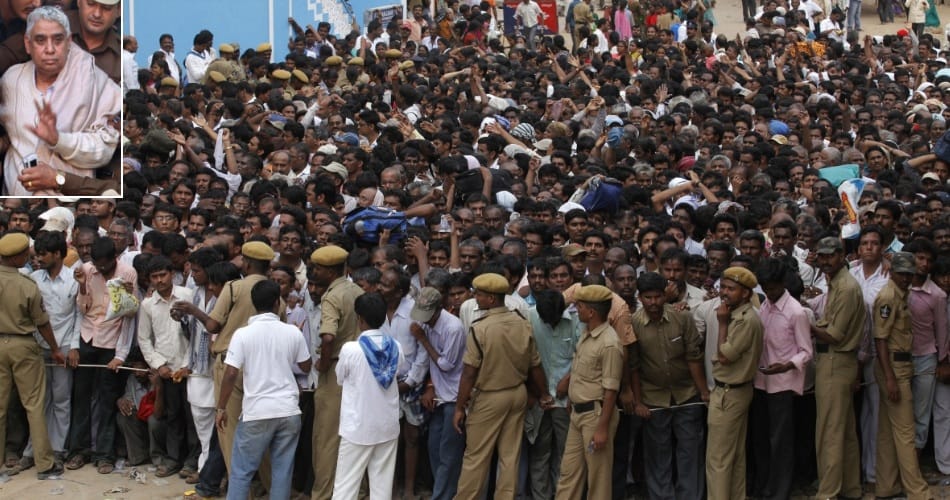 Crime, Hisar crime, Rampal's devotees tore soldier uniforms, Hisar, Haryana