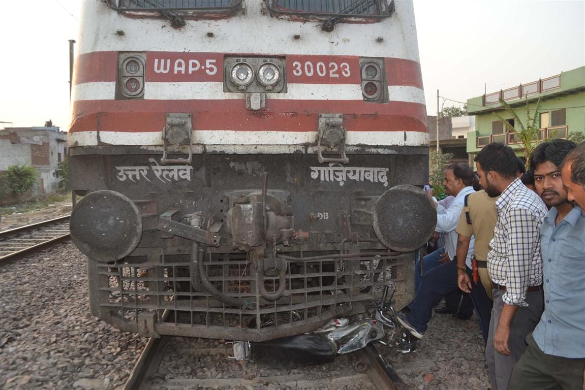 Kanpur Shatabdi to be vulnerable to the death of bike rider