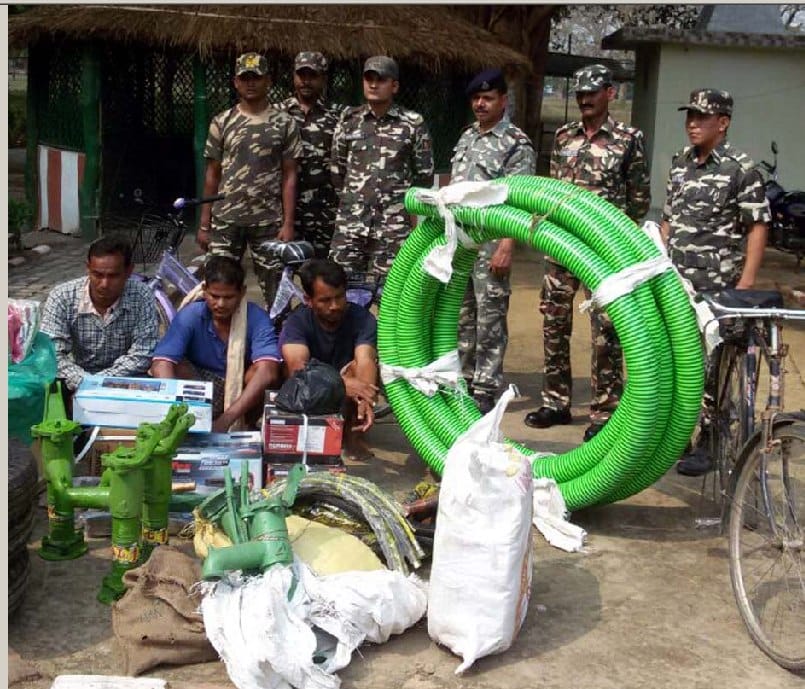 SSB arrested three smugglers