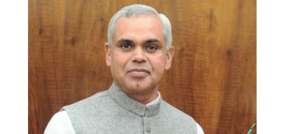 governor acharya dev vrat yet not gave forest clearance