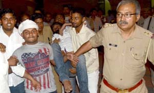 Ivivi fast unto death in the release, many in critical condition