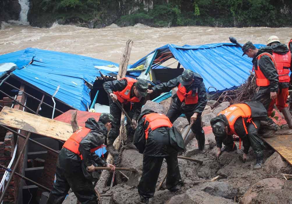 35 missing in China landslide, seven injured.