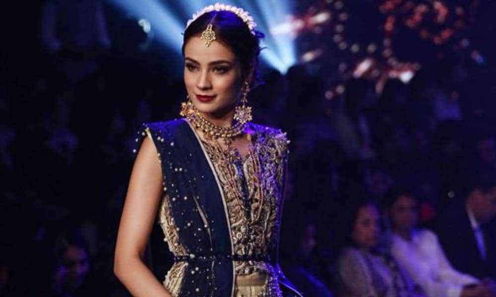 bridal fashion show in pakistan