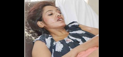 young man stabbed two sisters and try to drink acid