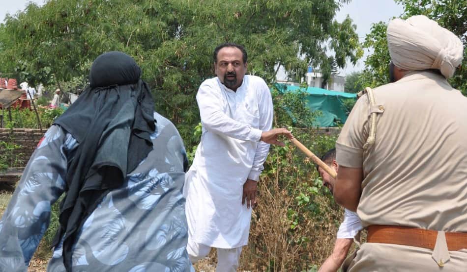 protest against cable network monopoly, lathicharge on team insaaf