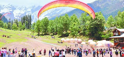 national green tribunal allows permits to 800 petrol vehicles for rohtang pass  