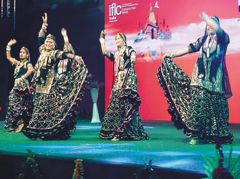 Children from 17 countries performed at the harmony of linguistic and cultural unity