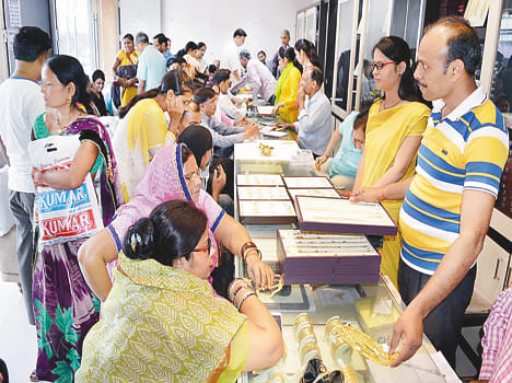 Akshaya Tritiya Venus sets, slack tycoon