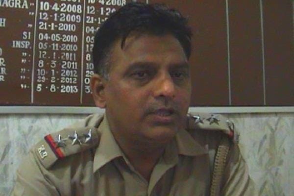 Beauty parlor sex racket in the guise of ' Nude ' was two girls