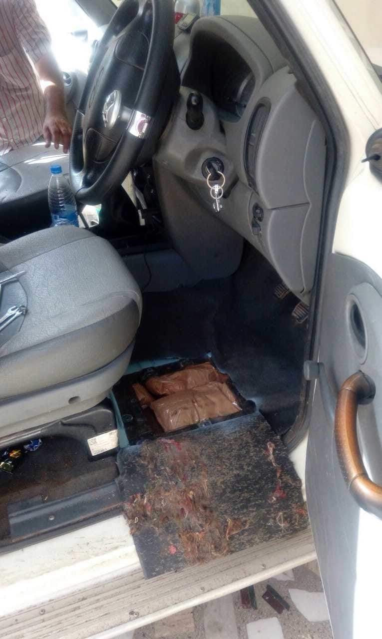 Carrying seven kilos of heroin arrested four smugglers