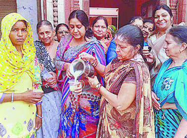 Akshaya Tritiya has juice drink