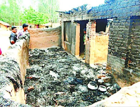  Prime husband set fire to the house of the poor , two arrested