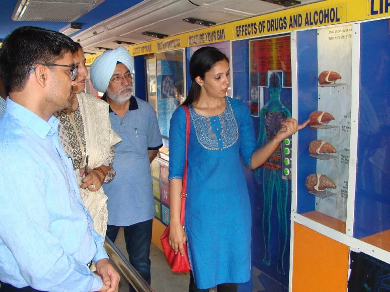 Mobile bus, science, Pushpa Gujral Science City, Kapurthala, School, Patiala