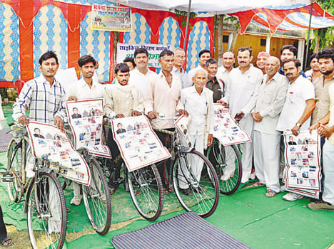 Bicycles distributed to 640 workers