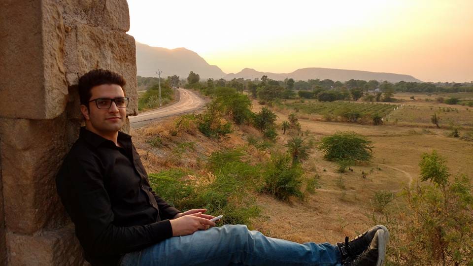 ATHAR AAMIR UL SHAFI KHAN from South Kashmir is second topper in ias 2015