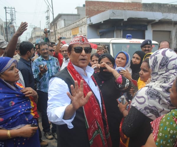  Azam Khan addresses SP activists in Rampur.
