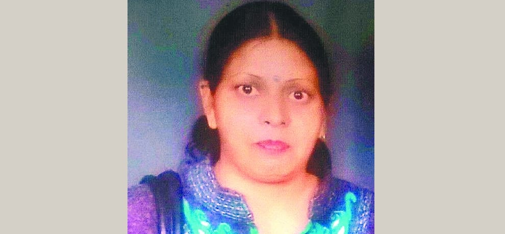 teacher anju enter in baba balak nath religious cave at hamirpur.