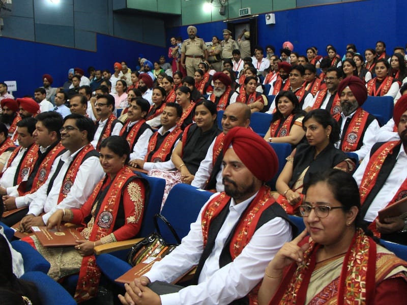 governer in  kapurthala, says make job creater, kapurthala, amritsar