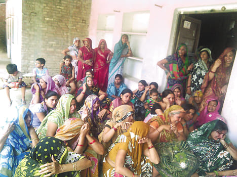 Mother's Day in a road accident, loses his mother's son