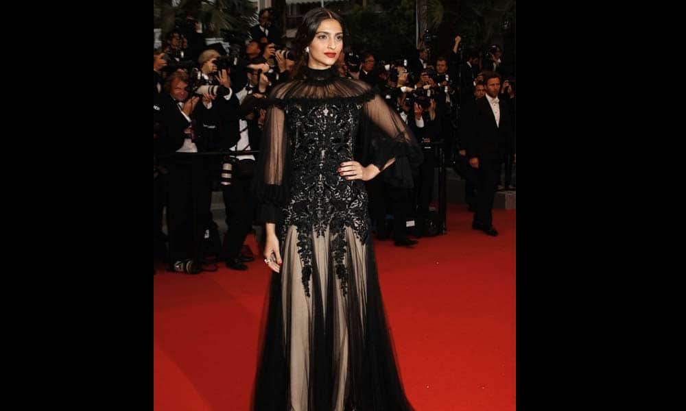 sonam kapoor at cannes