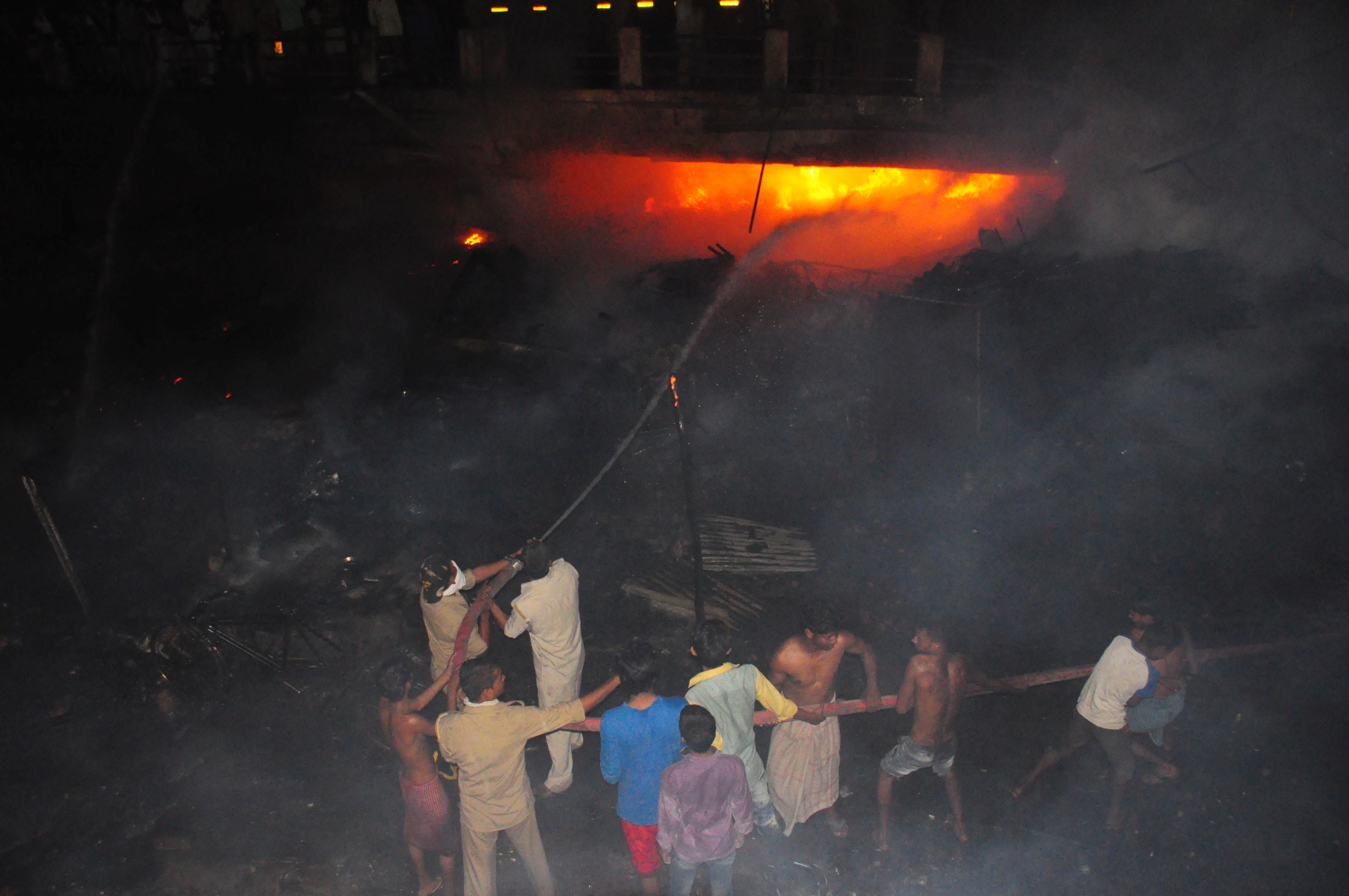 transformer short circuit leads fire accident in lucknow
