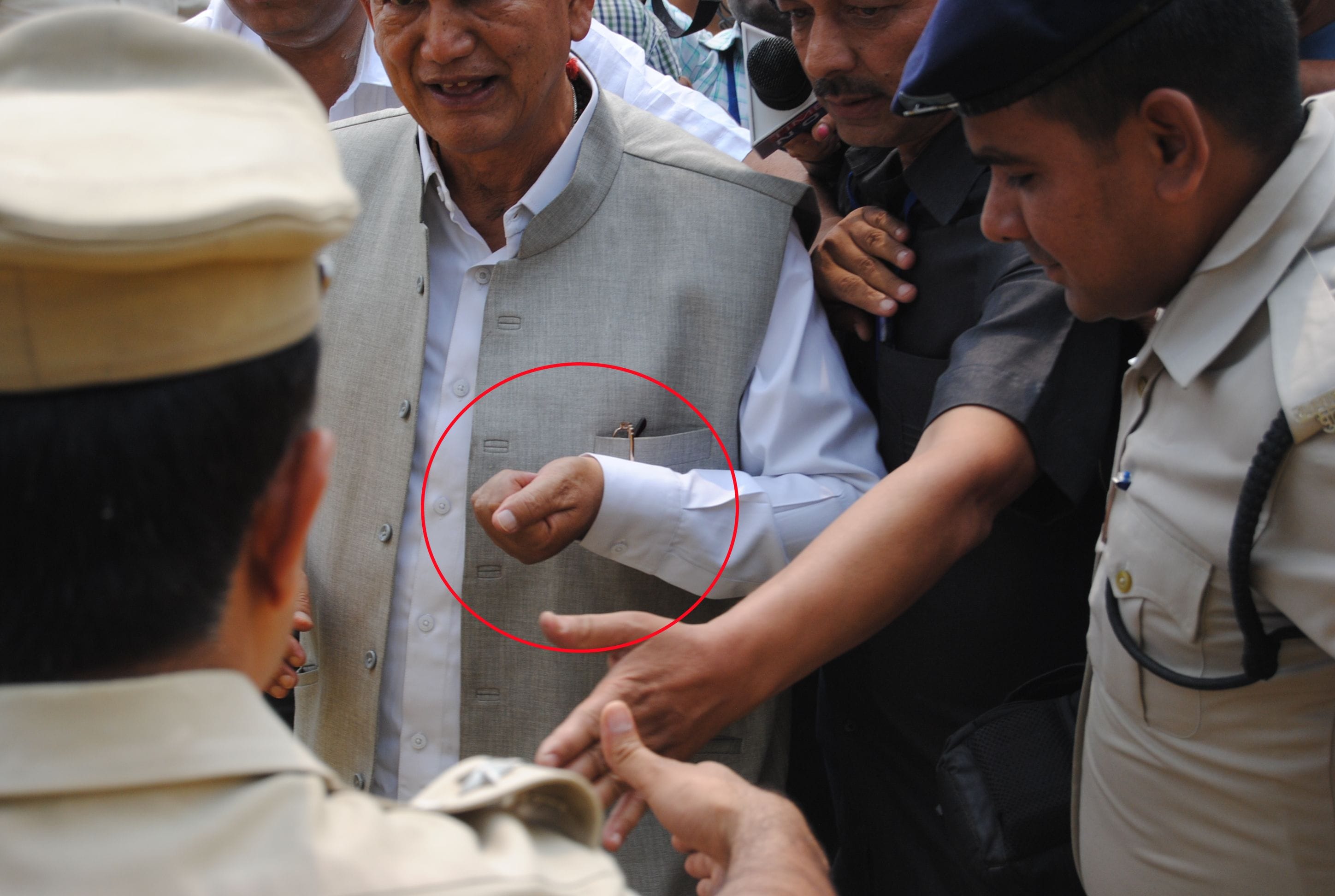 for winning harish rawat took help of magic