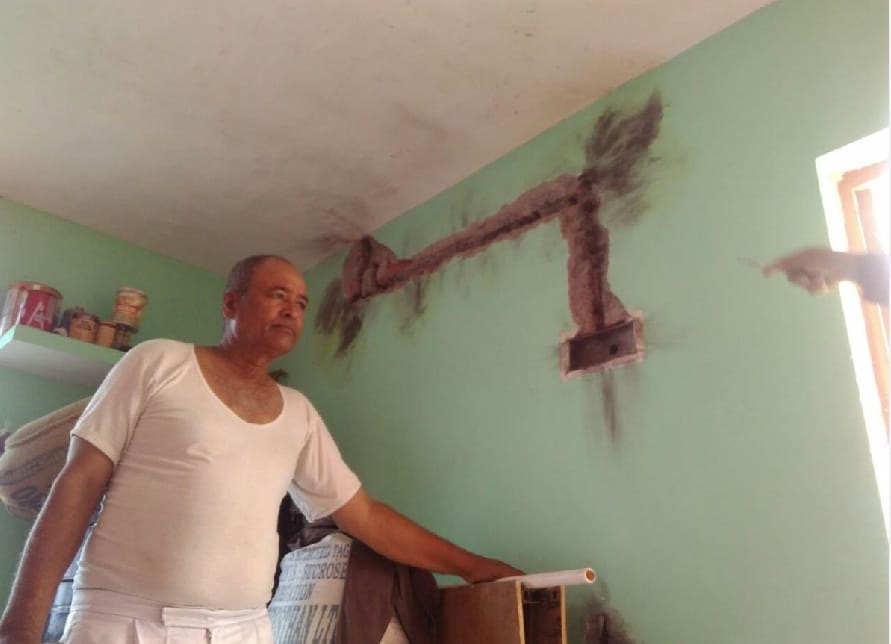  the house of two soldiers struck by lightning