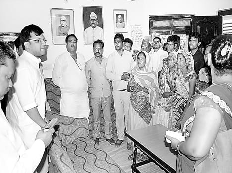 Minister of State at the residence heard complaints
