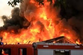 blast in crackers factory, 4 dead
