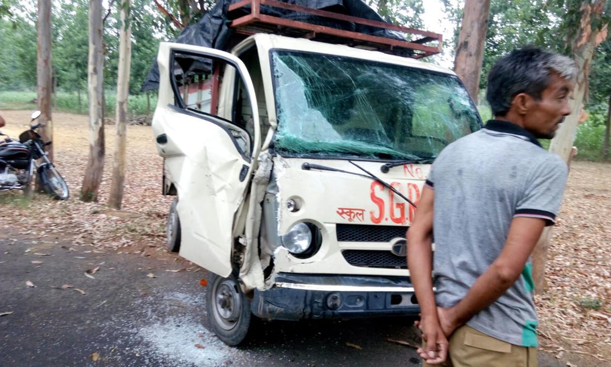 Pick-up fired 25 workers injured