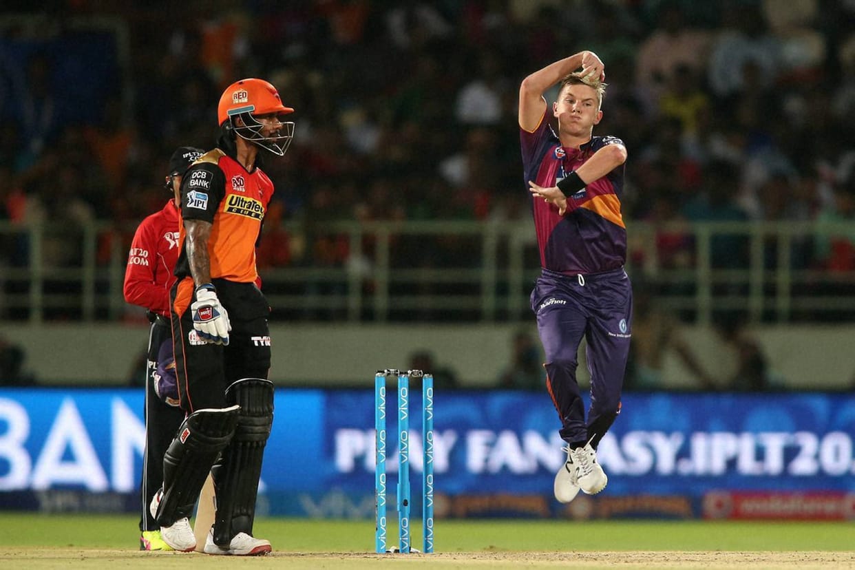 adam zampa took 6 wickets in a ipl match
