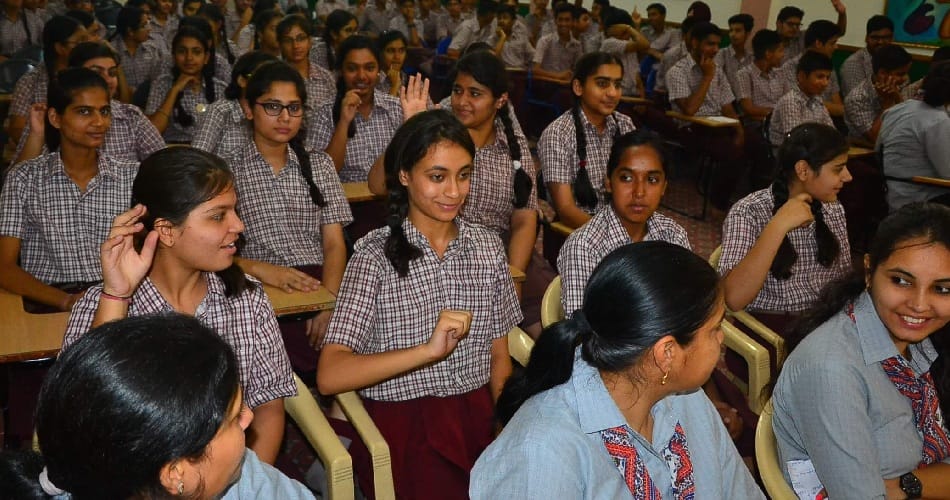 raksha sutra karyakram, amar ujala foundation, acp munish sehgal, panchkula