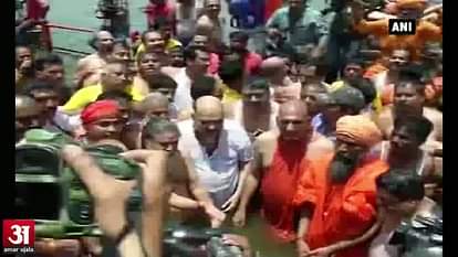 Simhastha Kumbh: Amit Shah takes holy dip with Dalit sadhus