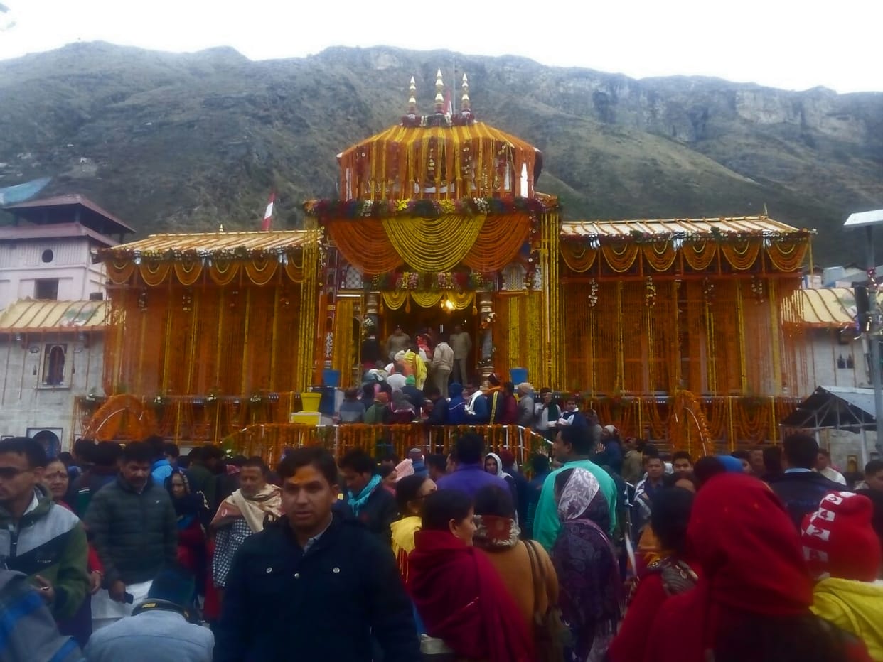 Doors of Badrinath dham shrine opens