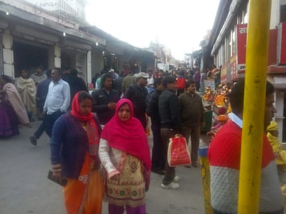 Doors of Badrinath dham shrine opens
